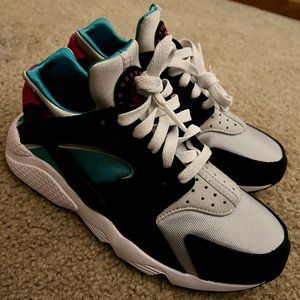 Nike Huaraches 6.5 (7.5w)